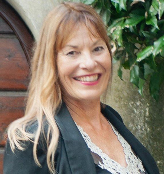 Dr. Suzanne Mulvehill
